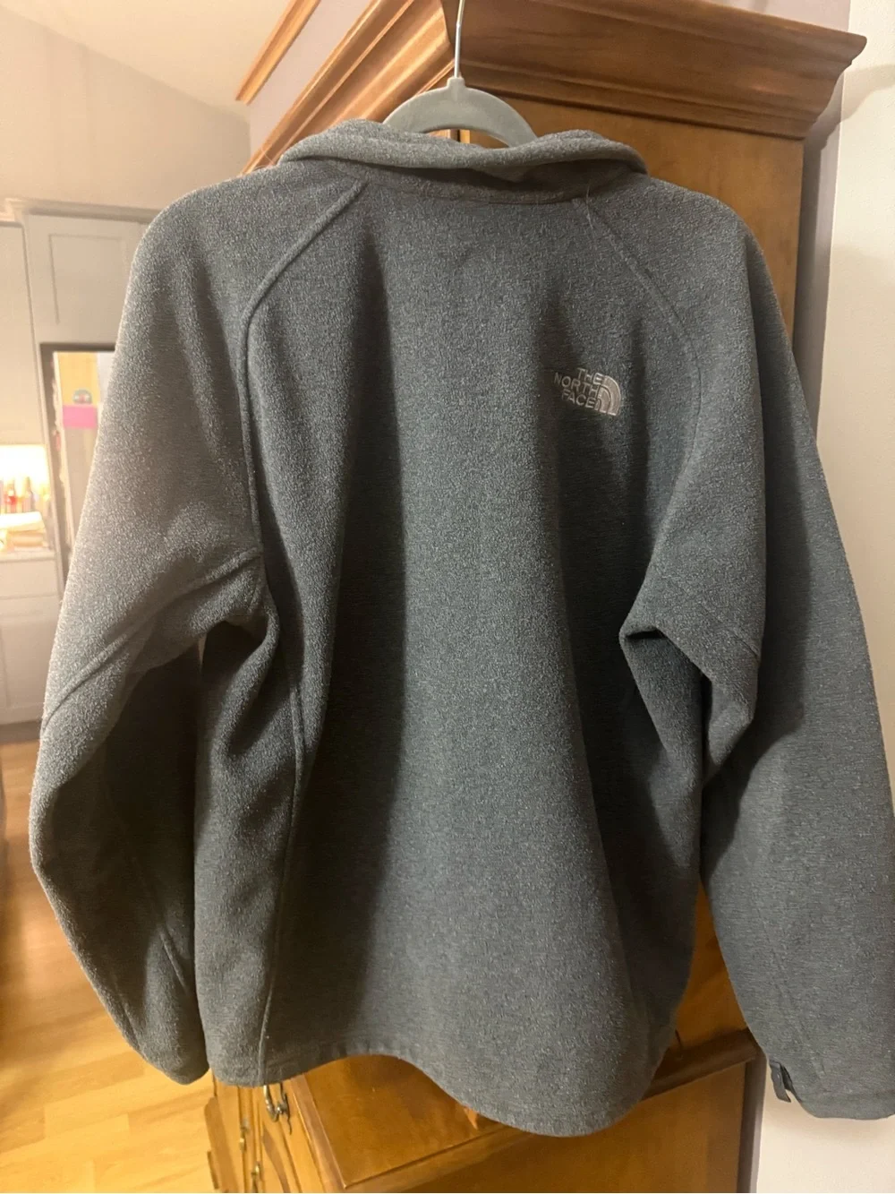 The North Face Men's Dark Gray Full-Zip Glacier Fleece Jacket Medium